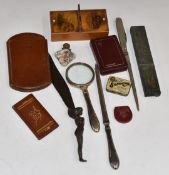 Bijouterie/collectables including a 19thC porcelain scent bottle, Mauchlineware, double sided