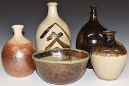 Five pieces of studio pottery including three signed examples by Averil Cave, Christchurch, New