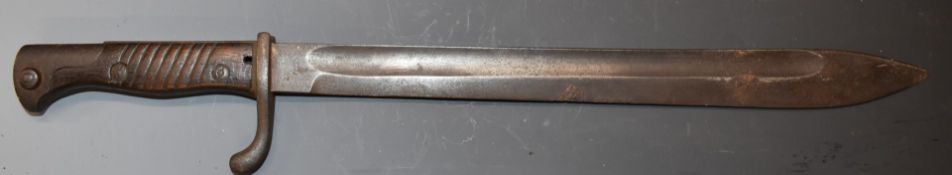 German WW1 'butcher's' bayonet with Erfurt maker to ricasso and 36cm fullered blade