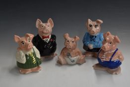 Set of Wade Nat West pigs, in original packaging (dated 1991)