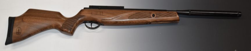 BSA GRT Lightning XL SE .177 air rifle with chequered semi-pistol grip and forend, raised cheek