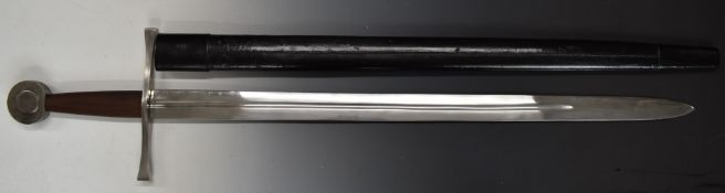 Replica crusader / cruciform sword with 83cm blade and scabbard