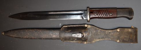 German Seitengewehr 84/95 pattern bayonet with flashguard and 25cm fullered blade, Gerb. Heller