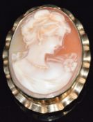 A 9ct gold brooch set with a cameo, 10.6g, 3.2 x 4cm