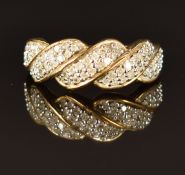 A 9ct gold ring set with diamonds, size J, 2.7g