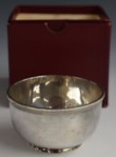 Hunt & Roskell late Storr & Mortimer George V Britannia standard hallmarked silver bowl, London