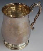 Edward VIII hallmarked silver pint tankard of baluster form, Birmingham 1936, maker J B Chatterley &