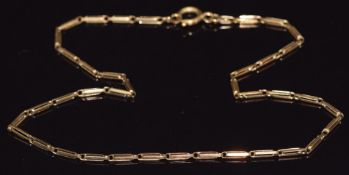 A 9ct gold necklace, length 38cm, 7.9g