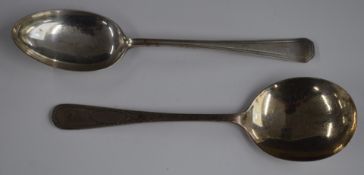 Two hallmarked silver table or serving spoons, length 21cm, weight 143g