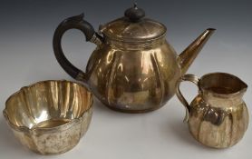 Edward VII hallmarked silver three piece teaset of plain lobed form, London 1906, maker Edward