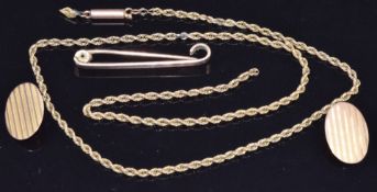 A 9ct gold brooch, 9ct gold rope twist necklace and a 9ct gold cufflink, 7.9g