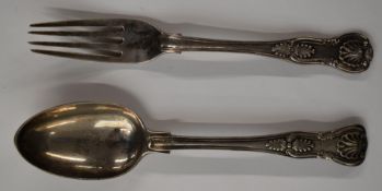 Victorian hallmarked silver King's pattern spoon and fork, London 1867 and 1850, length 18.5cm,