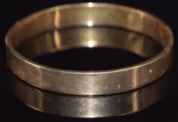 A 15ct gold bangle, 25.3g