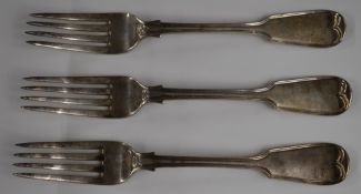 Victroian set of three fiddle and thread pattern table forks, London 1843, maker's mark