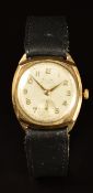 Avia 9ct gold gentleman's wristwatch with inset subsidiary secondary seconds dial, gold hands and