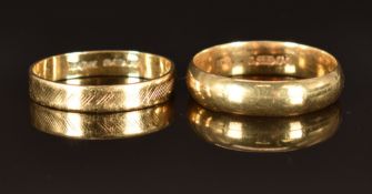 Two 9ct gold wedding bands, sizes N and S, 4.9g