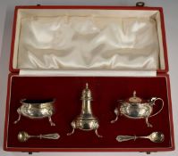 Cased Elizabeth II hallmarked silver cruet set comprising open salt, mustard, pepper and two spoons,