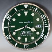 Rolex Oyster Perpetual Date Submariner shop display or advertising wall clock with date aperture,