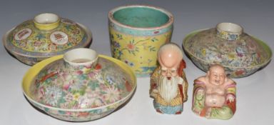 A collection of late 19th/20thC Chinese ceramics comprising three covered bowls, jardinière,