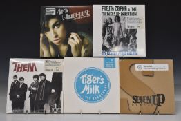Approximately 80 singles including Ocean Colour Scene, Primal Scream, Pago/Plant, Razorlight,