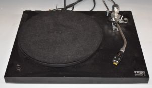 Rega Planar 3 record deck/turntable