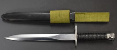 Swiss SIG 1957 pattern bayonet with 24cm double edged blade 37931 to ricasso, scabbard and frog.