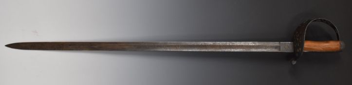 British 1896 pattern Cavalry sword with wooden grip, pierced guard and Edward VII cypher to 86cm