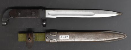 AK47 bayonet, total length 32.5cm. PLEASE NOTE ALL BLADED ITEMS ARE SUBJECT TO OVER 18 CHECK ON