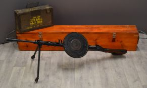 Deactivated Russian Degtyarev 7.62mm light machine gun with drum magazine, stock impressed 'RZ 307',