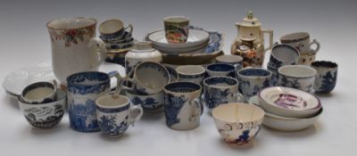 Large collection of 18th/19thC mainly English porcelain including Caughley Lowestoft, Worcester,