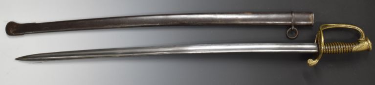 French 1845 pattern sword with brass hilt, stamped 30904 and L.B to guard, with 77cm fullered curved