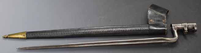 American Springfield bayonet with 48cm blade, scabbard and belt loop. PLEASE NOTE ALL BLADED ITEMS