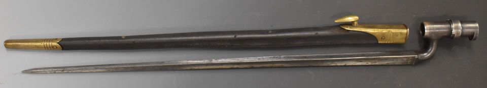 British 1876 pattern Martini Henry socket bayonet with clear stamps and scabbard. PLEASE NOTE ALL