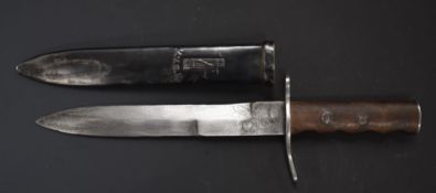Italian Fascist party WW2 fighting knife with 21cm blade and WVSN to sheath. PLEASE NOTE ALL