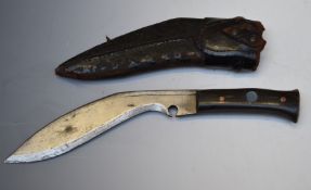 WW2 kukri knife engraved Calcutta May 1945 to the handle, with 19cm blade and sheath. PLEASE NOTE