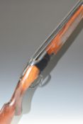 Browning B25 A1 12 bore over and under ejector shotgun with engraved decoration, single trigger,