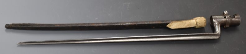 Belgian 1867 pattern socket bayonet for Albini rifle, with 46cm blade and scabbard. PLEASE NOTE