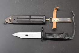 Russian Automat Kalashnikov wire cutter / bayonet with 15cm blade and scabbard. PLEASE NOTE ALL