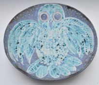 David Reeves studio pottery large pedestal charger or bowl decorated with an owl, diameter 46cm