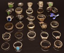 A collection of rings including signet ring, Siam silver, silver & 9ct gold eternity ring, etc