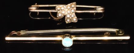 Edwardian 9ct gold ivy brooch set with seed pearls and a 9ct gold brooch set with a turquoise