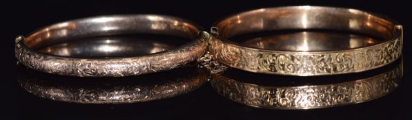 Victorian 9ct rose gold bangle with engraved ivy decoration, Chester 1895, and an Edwardian 9ct rose