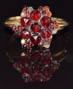 Victorian ring set with Bohemian cut garnets, size M, 3.4g