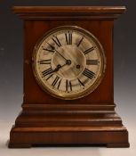 Werttemberg mantel clock striking on a gong, in wooden case, H41cm