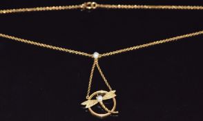 Edwardian 9ct gold necklace in the form of a dragonfly set with two pearls, 2.7g