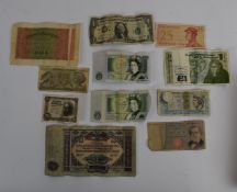 An amateur collection of world coinage, includes 1852 Russian 3 Kopek and some banknotes including