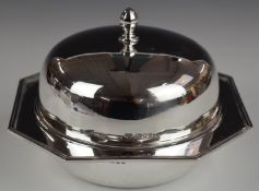 Goldsmiths & Silversmiths Co Ltd George V hallmarked silver octagonal muffin dish, London 1925,