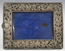 Victorian hallmarked silver photograph frame, to suit 6 x 4 inch photo, with pierced decoration,