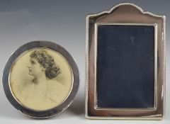 Modern hallmarked silver photograph frame to suit 6 x 4 inch photo, with blue velvet easel back,