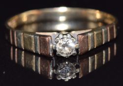 A 9ct gold ring set with a diamond with tri-coloured shoulders, size M, 1.5g